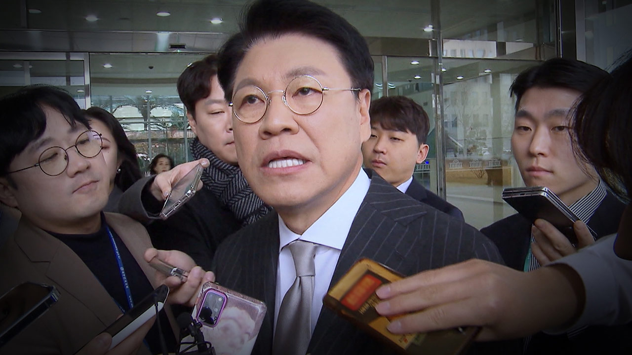 '비서 성폭력 의혹' 장제원 전 국민의힘 의원 '피의자 신분' 경찰 조사