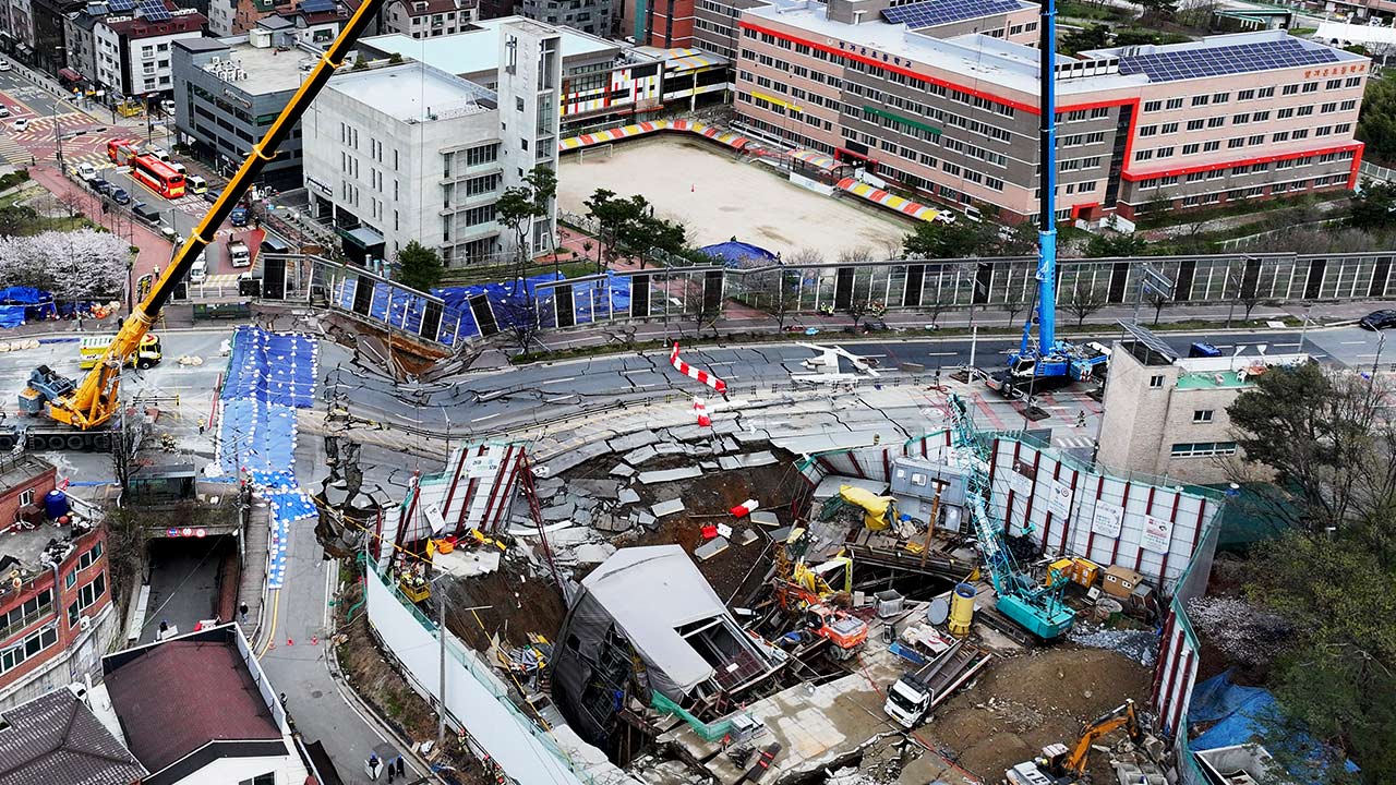 '광명 붕괴 사고' 수색 재개‥인근 학교 휴업