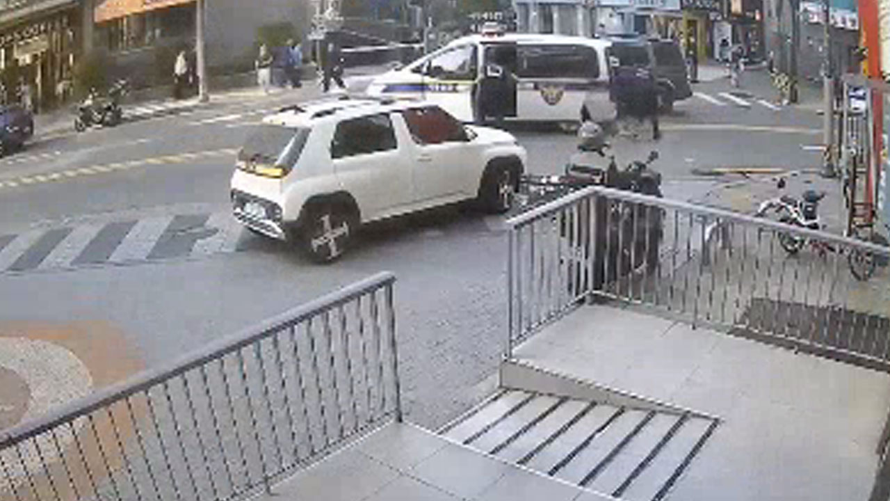 경륜장 주변 순찰하던 경찰, 8천억 원대 불법도박사이트 운영자 검거