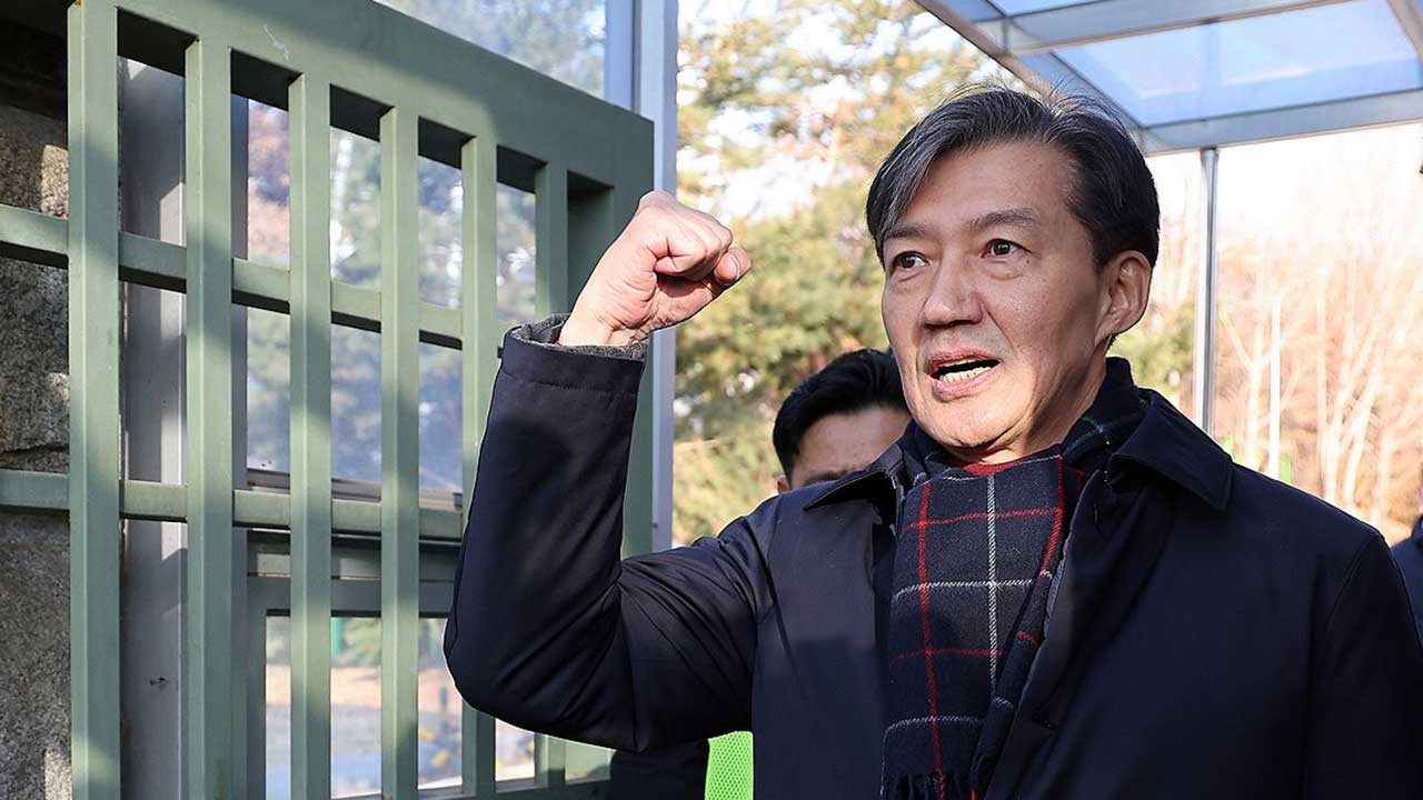 검찰, '대학원 입시 비리' 조국 아들 기소유예