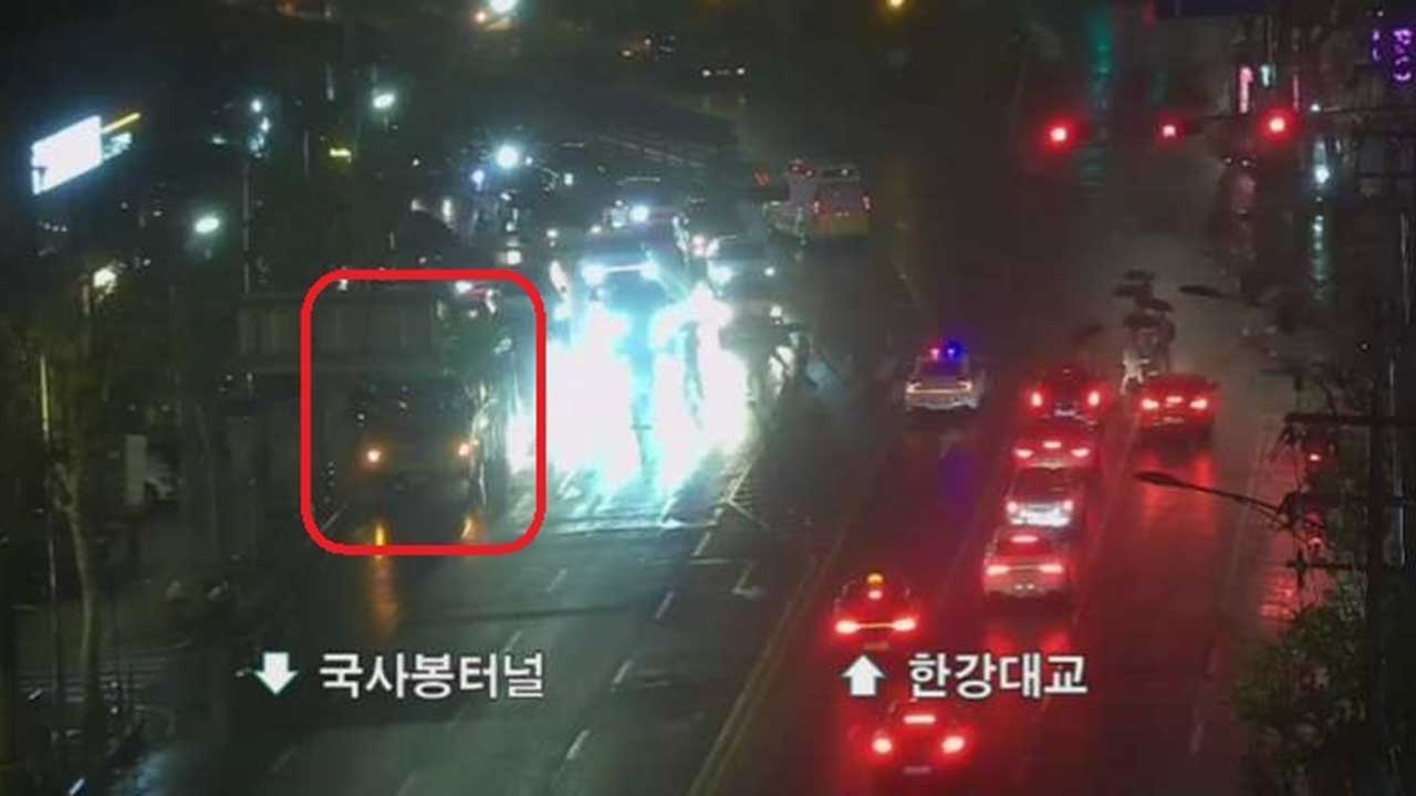 서울 동작구 버스정류장서 마을버스 뒷바퀴에 깔린 20대 승객 사망