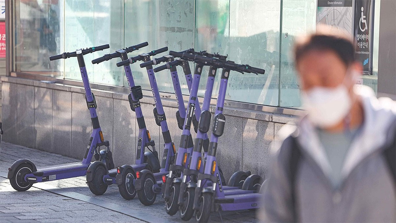서울시, 전국 최초 '킥보드 없는 거리'‥"홍대·반포서 16일부터 운영"