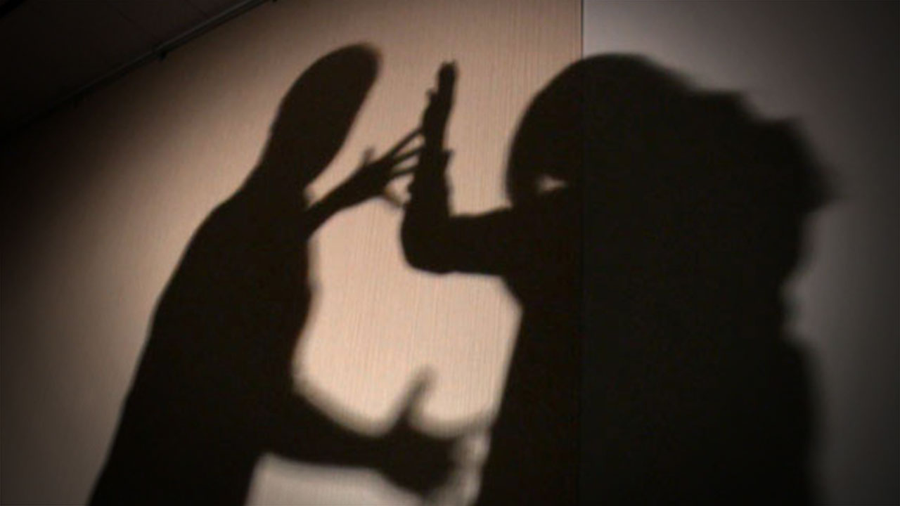 만취 상태로 지인 폭행하고 집에 불 지른 10대 현행범 체포