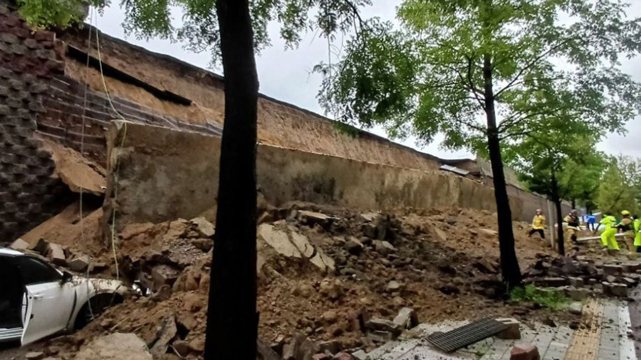 경찰, '오산 옹벽붕괴' 관련 안전점검업체 6명 입건‥"서류 허위 작성"