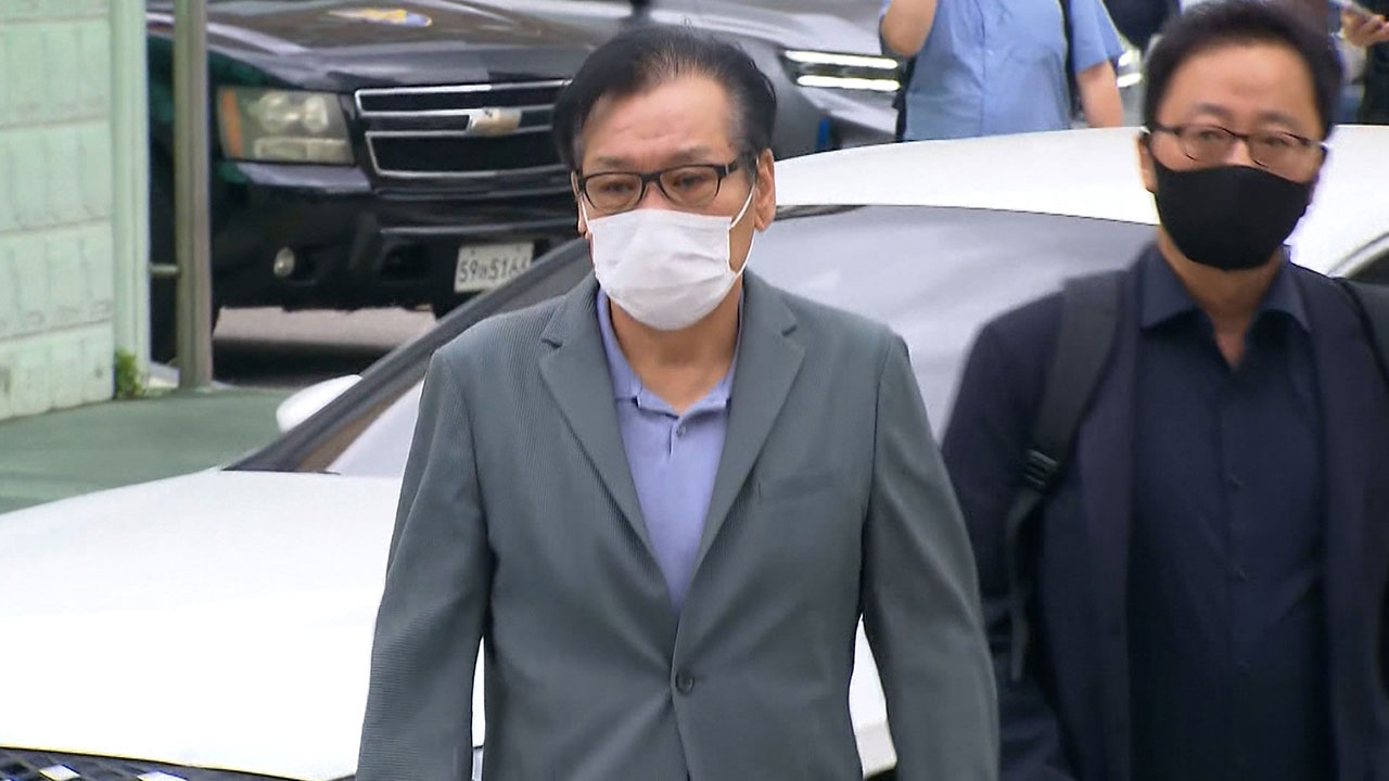 '김건희 국정농단' 특검, '김건희 청탁 통로' 건진법사 전성배 구속기소