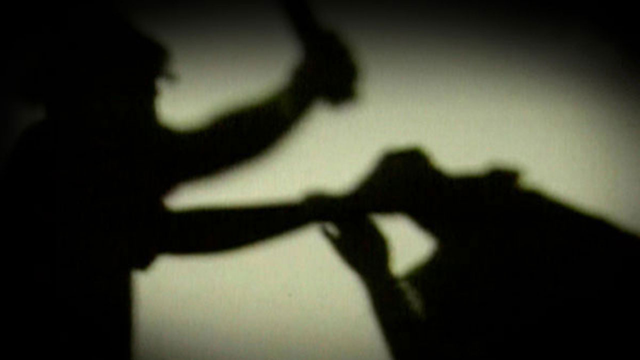 술자리에서 말다툼 벌이다 지인 살해 시도한 혐의로 50대 남성 체포