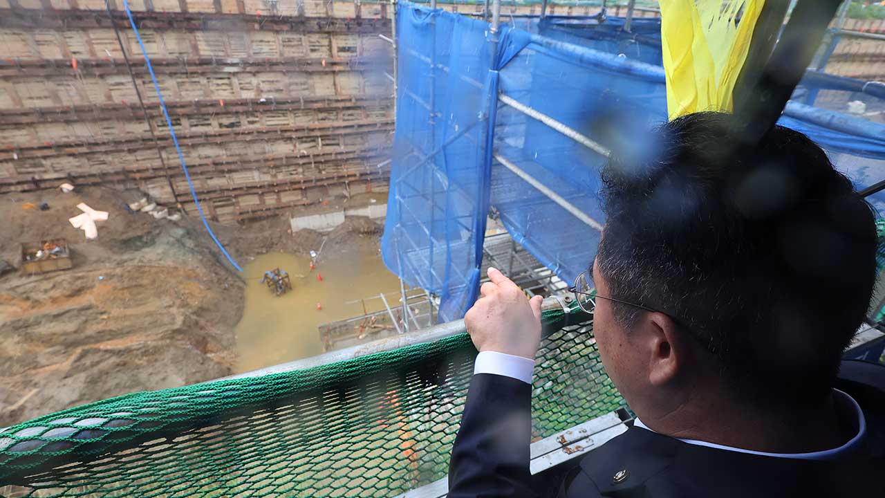 국과수, 고속도로 공사 현장 미얀마인 감전 사고 관련 "양수기 누전 확인"