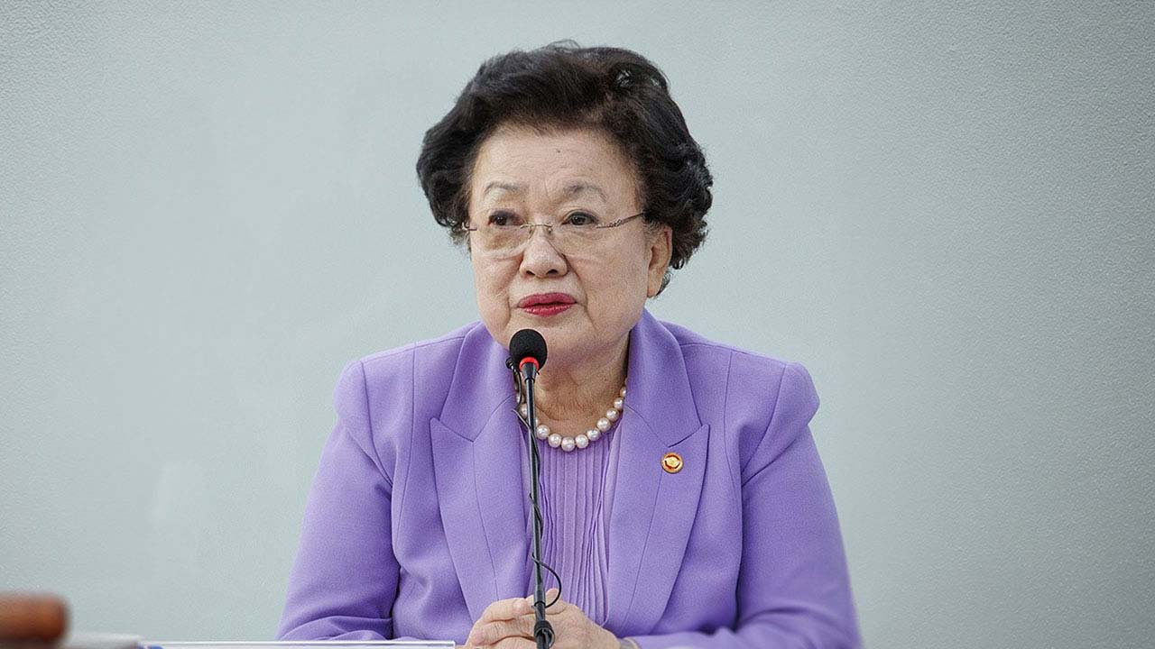 '금거북이 매관매직' 이배용, '건강상 사유' 특검 불출석