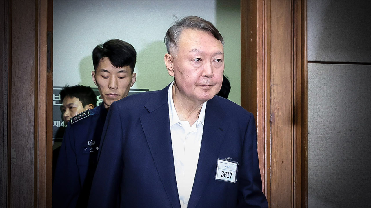 尹, 오늘 '순직 해병'특검 소환 불출석 "변호인 재판 일정으로 불가"