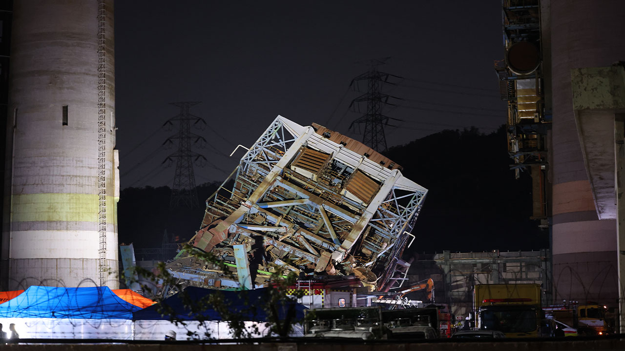 울산화력발전소 붕괴 매몰자 1명 사망‥다른 1명 사망 추정