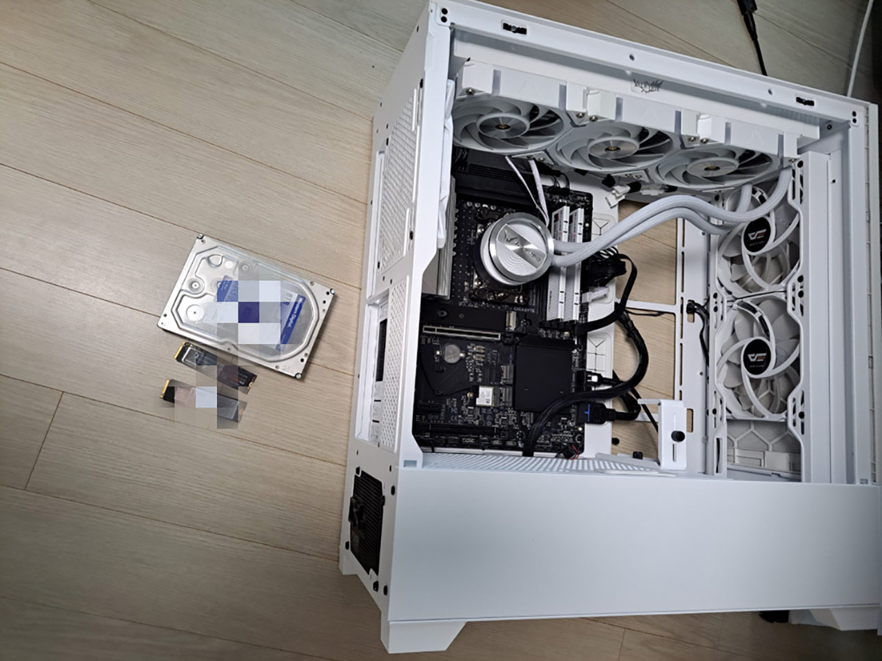 헌법재판소 게시판 탄핵 반대글 '매크로 도배' 58명 검거