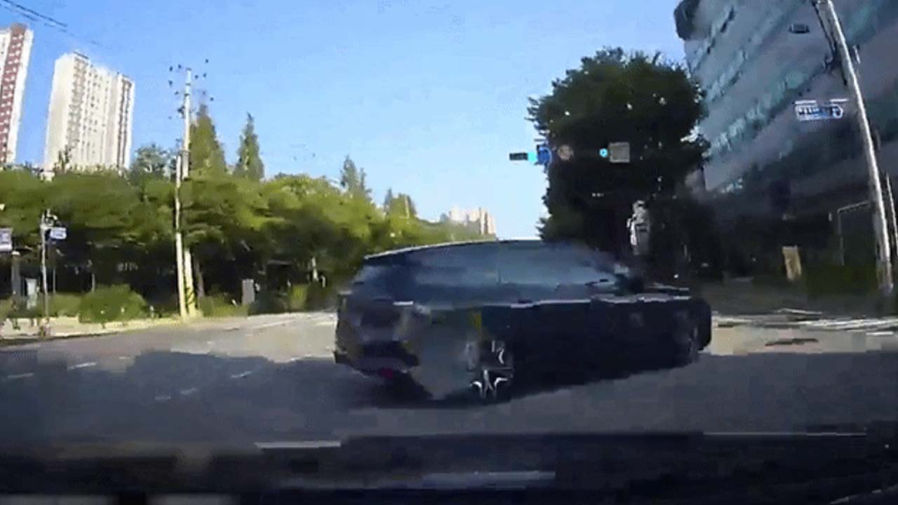 고의 교통사고로 보험금 23억 원 가로챈 182명 송치