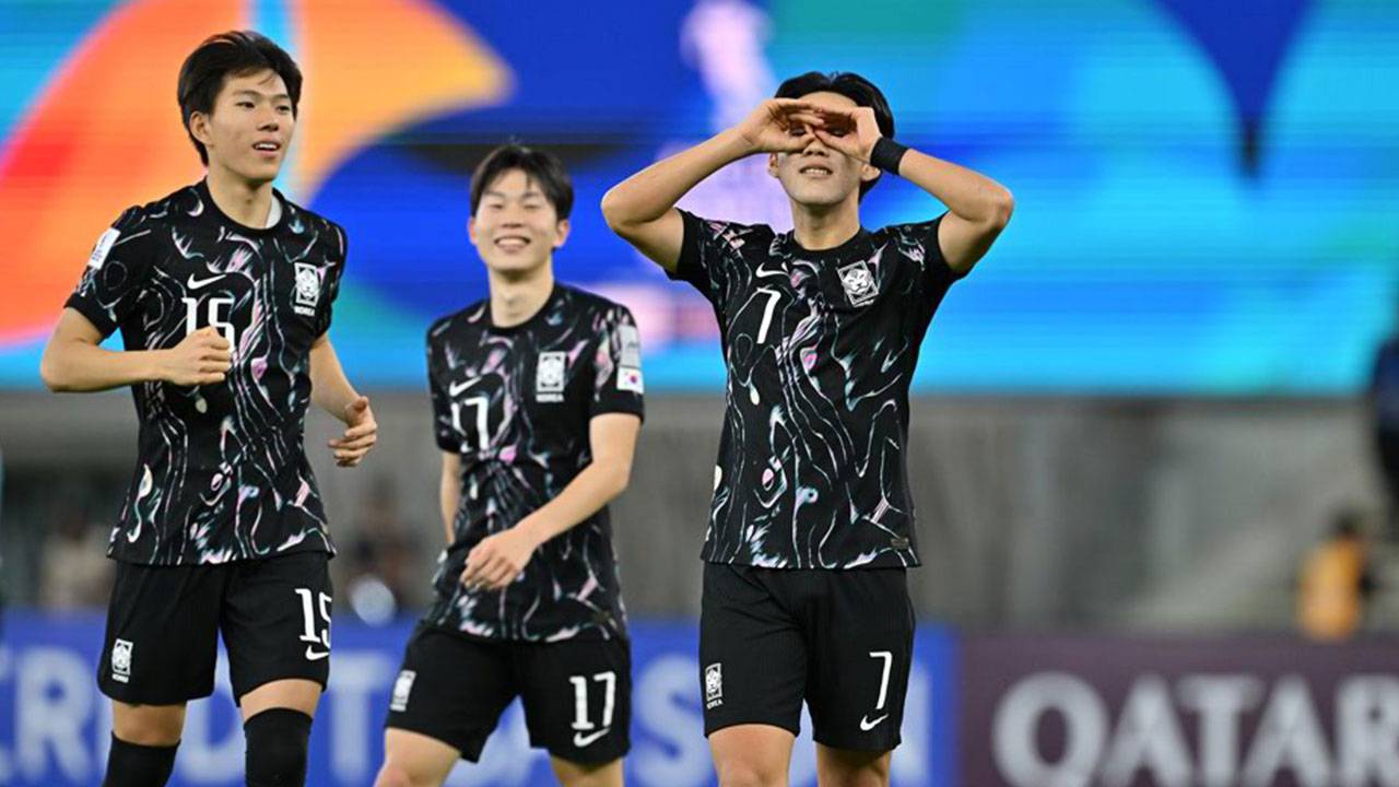U-17 축구대표팀, 승부차기 끝에 타지키스탄 꺾고 '아시안컵 4강행'