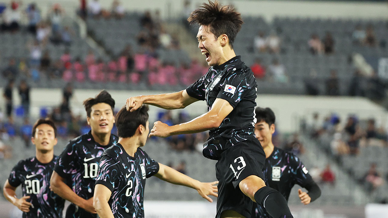 홍명보호, 홍콩 꺾고 동아시안컵 2연승‥15일 일본과 최종 3차전