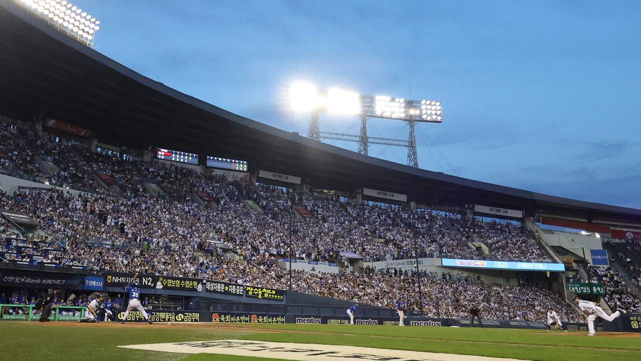프로야구, 역대 최소 경기 '800만 관중' 돌파‥최다 매진도 '타이'