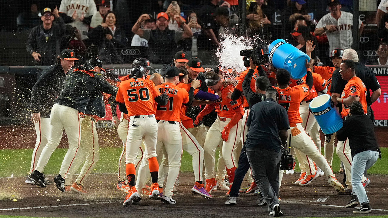이정후, 오심 덕에 행운의 볼넷‥샌프란시스코, 와일드카드 0.5경기 차 접근