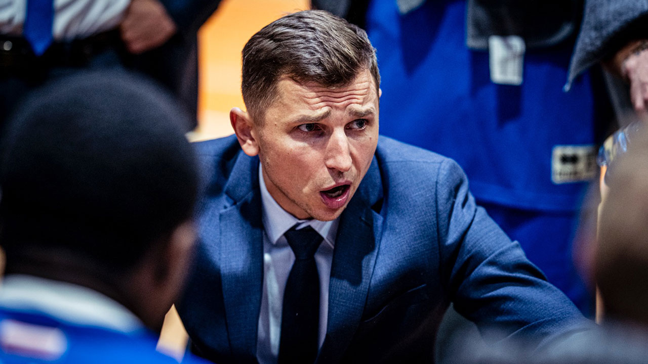 남자 농구대표팀 감독에 라트비아 마줄스 선임‥사상 첫 외국인 감독