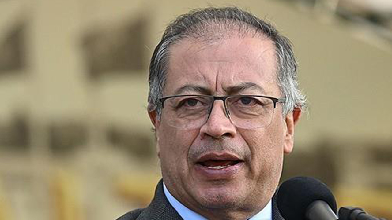 콜롬비아 대통령, '트럼프 관세 보복'에 맞불 "미 제품에 25% 관세"