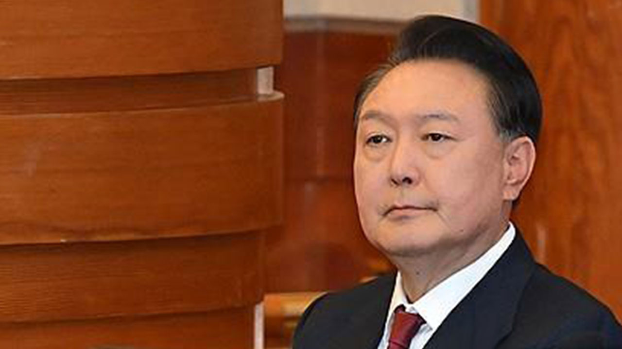 외신, '윤 대통령 구속 기소' 신속보도‥"한국 현직 대통령 최초"