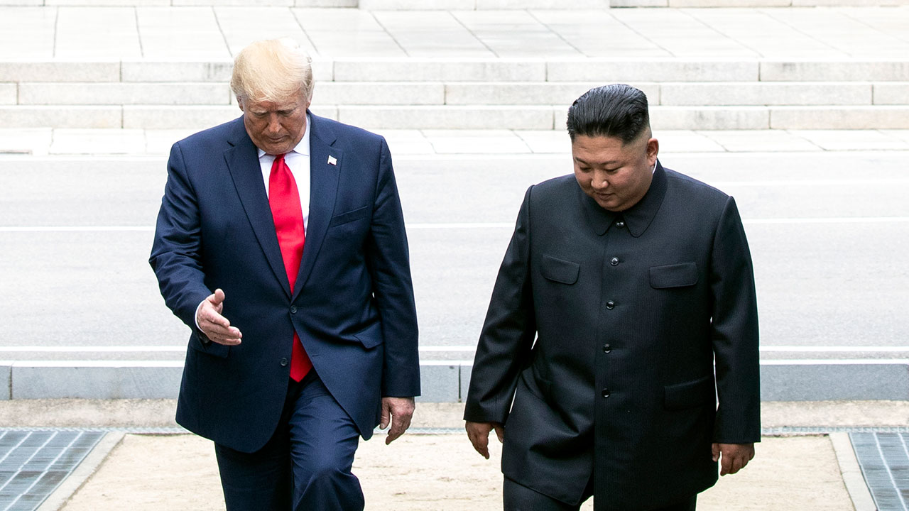 백악관 "트럼프, 완전한 北비핵화 추구"‥'비핵화포기' 우려에 선 그어