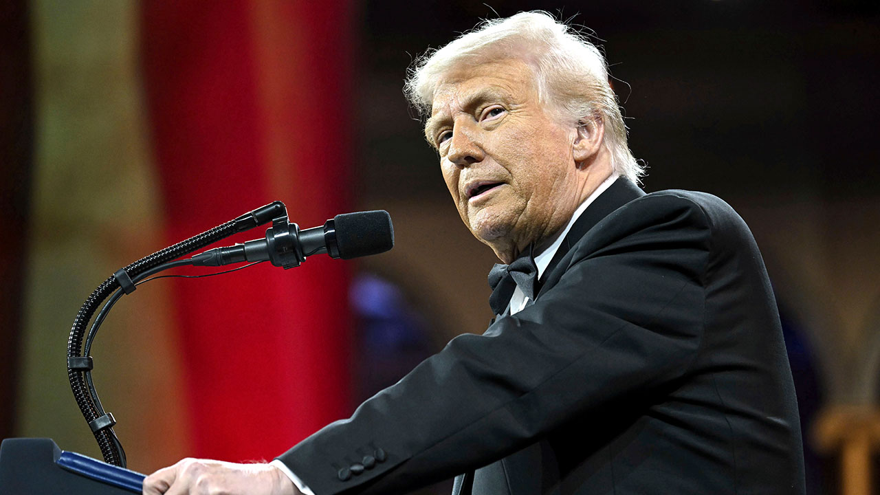 트럼프 "이제 우리가 갈취할 차례‥협상 시까지 中에 104% 관세"