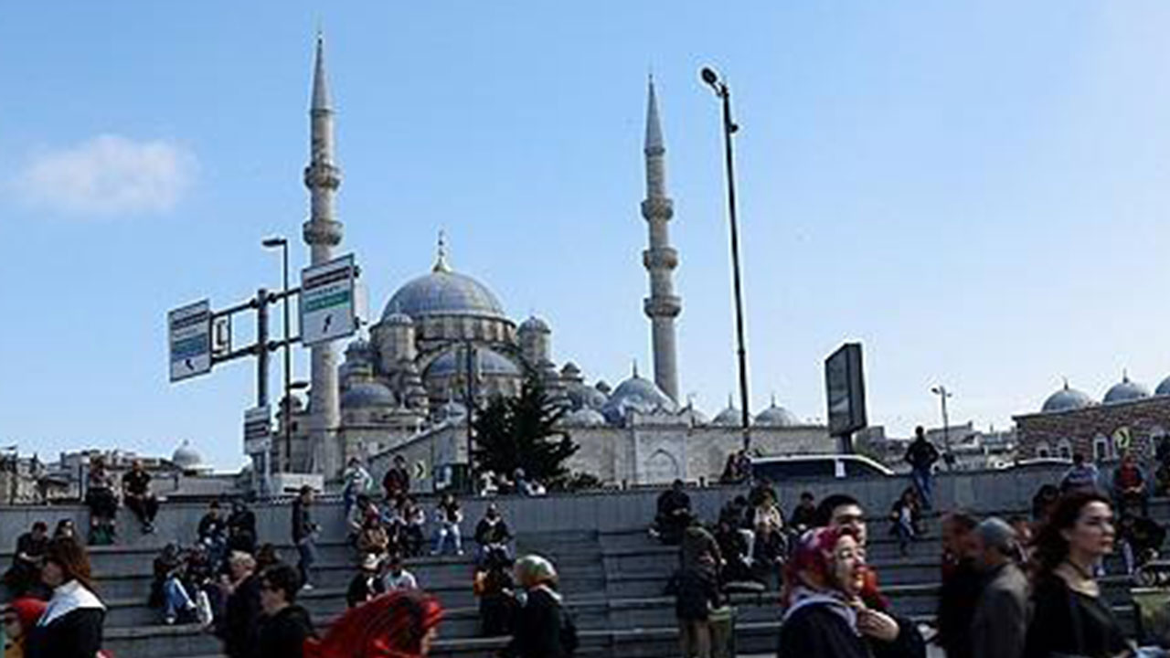 이스탄불 지진 부상자 230명 넘어‥여진도 100여 회