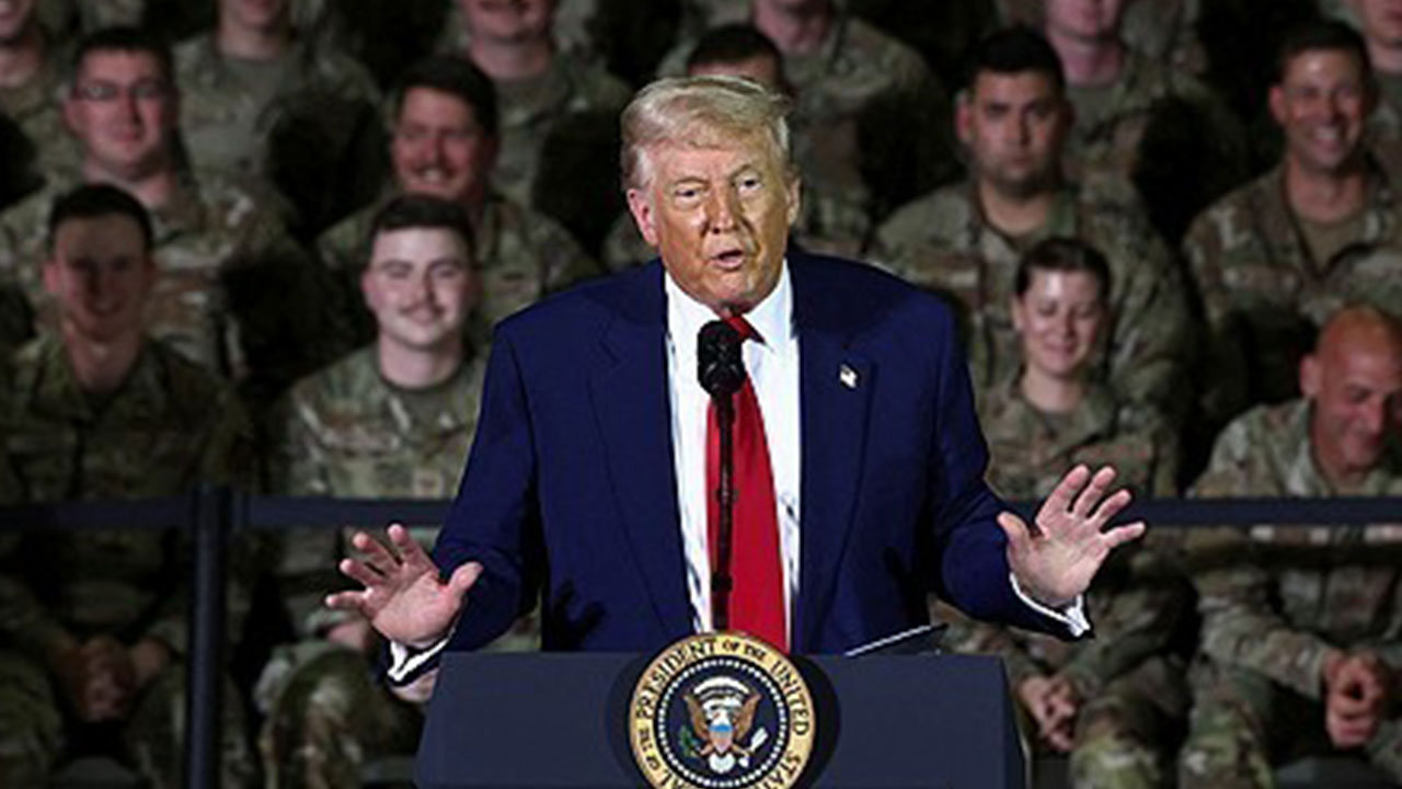 트럼프, 자신의 CBS 제소 비판한 뉴욕타임스 위협‥"책임져야 할 것"