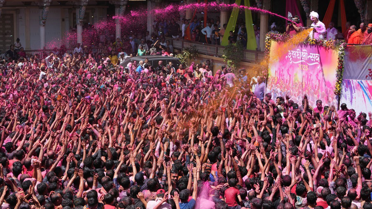 인도 서부 힌두교 축제서 압사 사고‥6명 사망·수십 명 부상