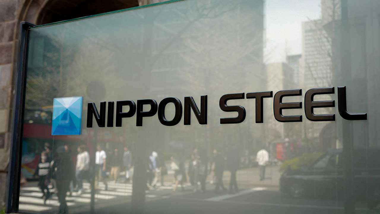 "트럼프, 일본제철 US스틸 인수 승인‥140억불 투자해 파트너십"