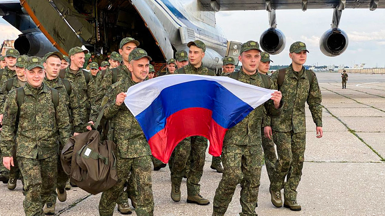 우크라 "러시아군 사상자 100만 명 넘어서"