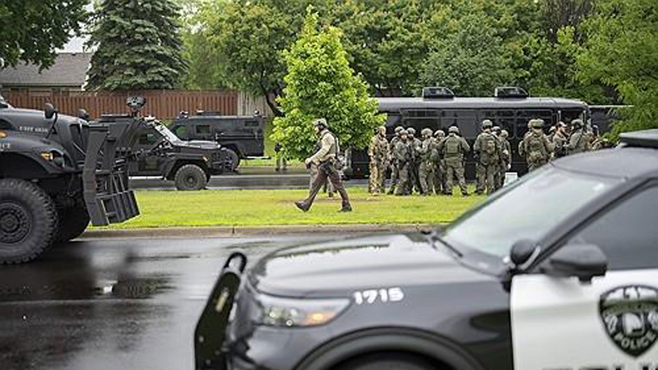 미국 미네소타 주의원 부부 총격피살‥주지사 "정치적 동기에 의한 총격"