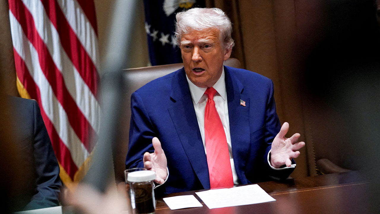 트럼프 또 변심‥농장·호텔서 불법이민 노동자 단속 재개 지시