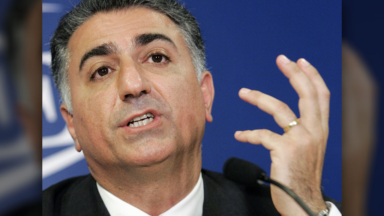 이란 팔레비 마지막 왕세자 "과도기 지도자 될 수 있어‥이란 되찾자"