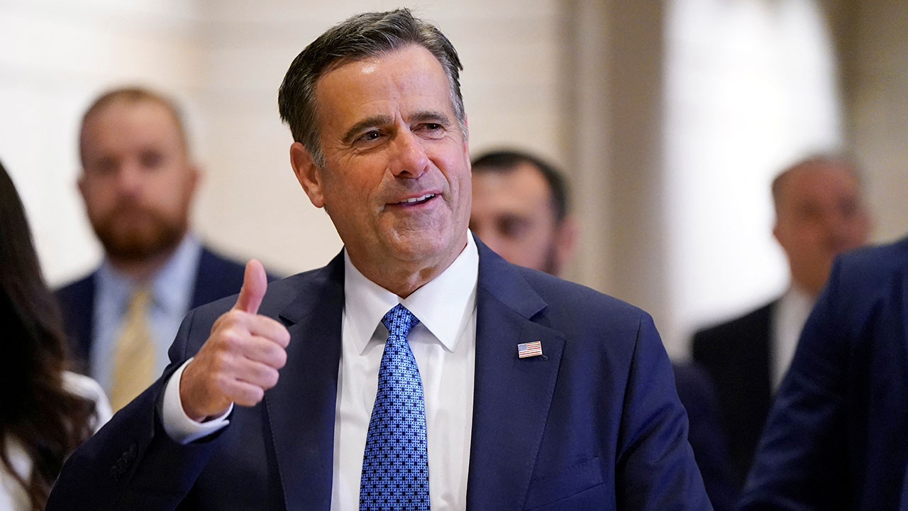 CIA "'러시아가 트럼프 도왔다' 판단은 성급한 결론" 입장 바꿔