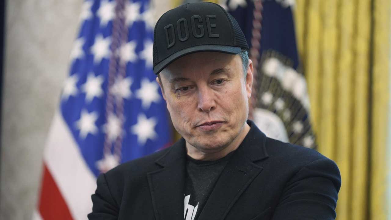 머스크, X계정 찾아온 한국인에 "나 깨어있다" 한글로 화답