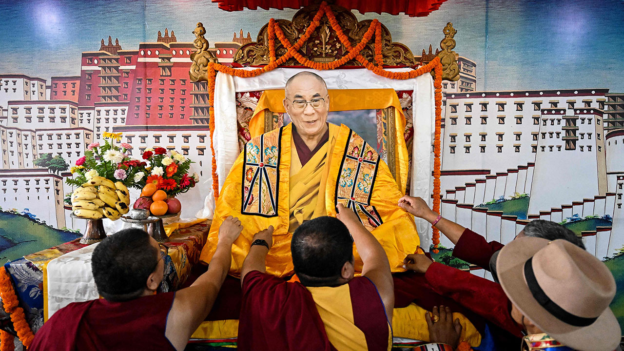 중국, '달라이라마 생일 축하' 인도에 항의‥"언행 신중해야"