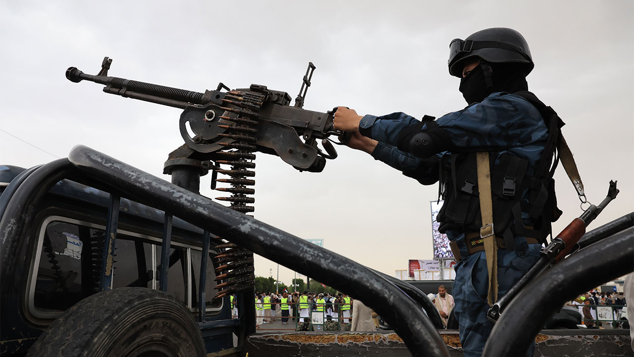 이스라엘, 예멘 반군 공습…후티, 미사일로 반격