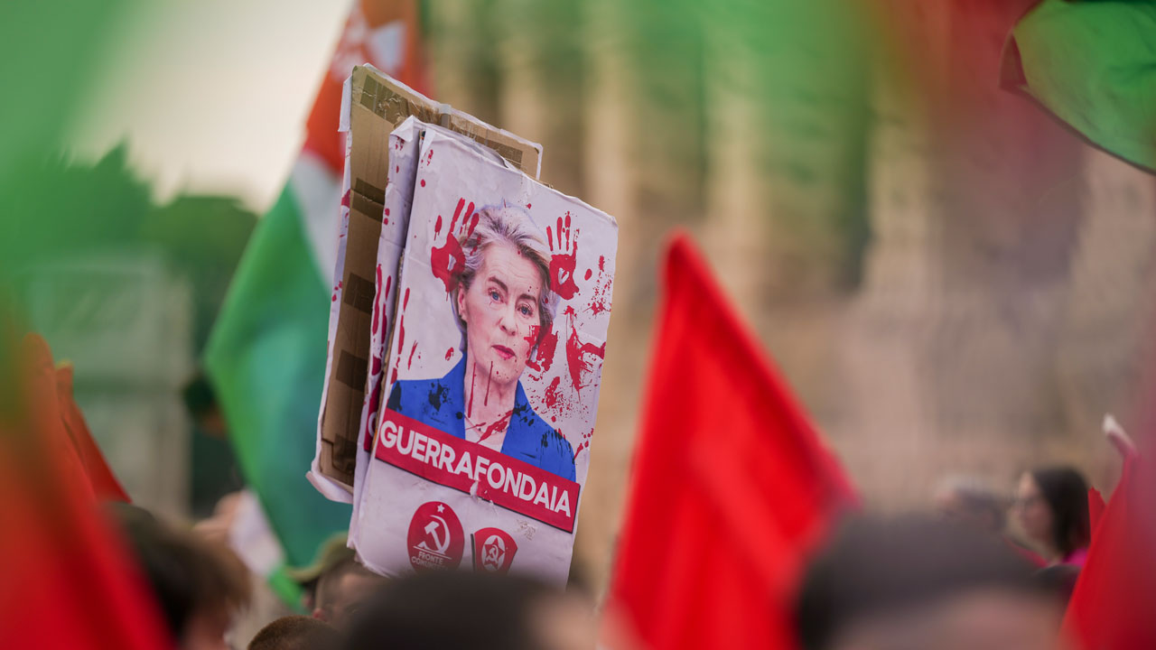 EU 15개국, 국방비 늘리기 위해 부채한도 면제 승인