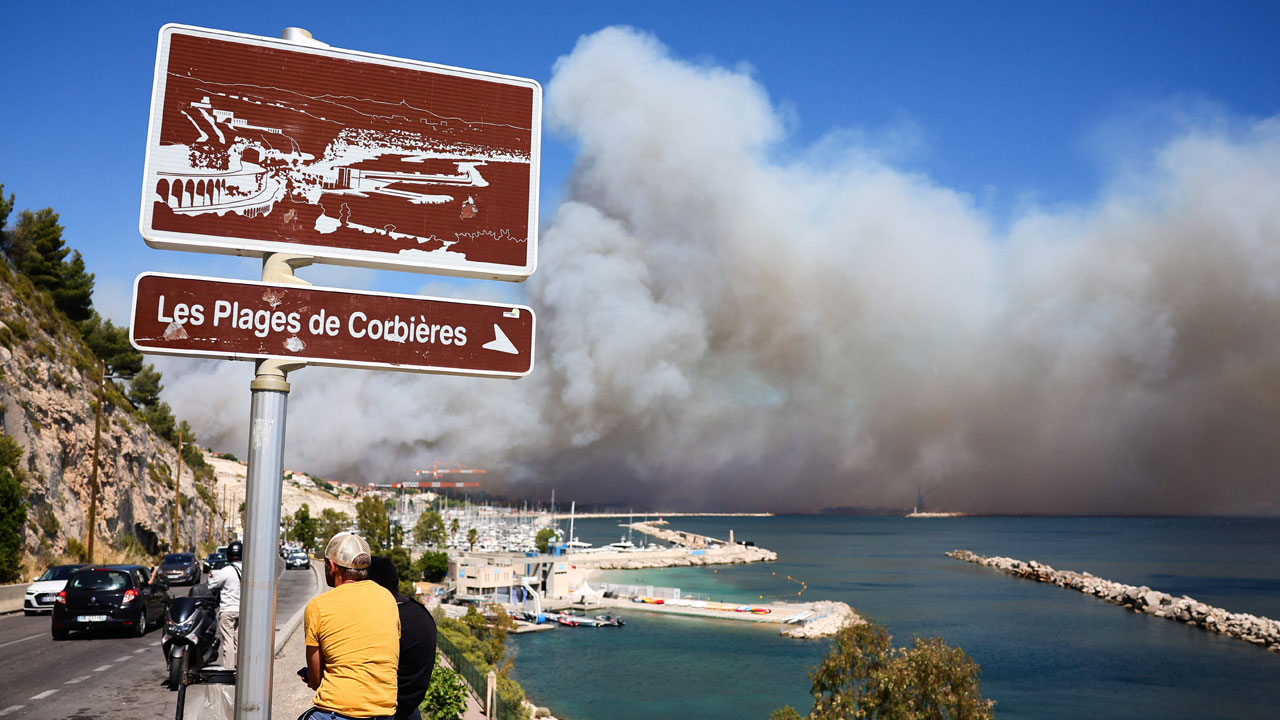 폭염에 시달린 프랑스·스페인, 산불 확산에 '비상'