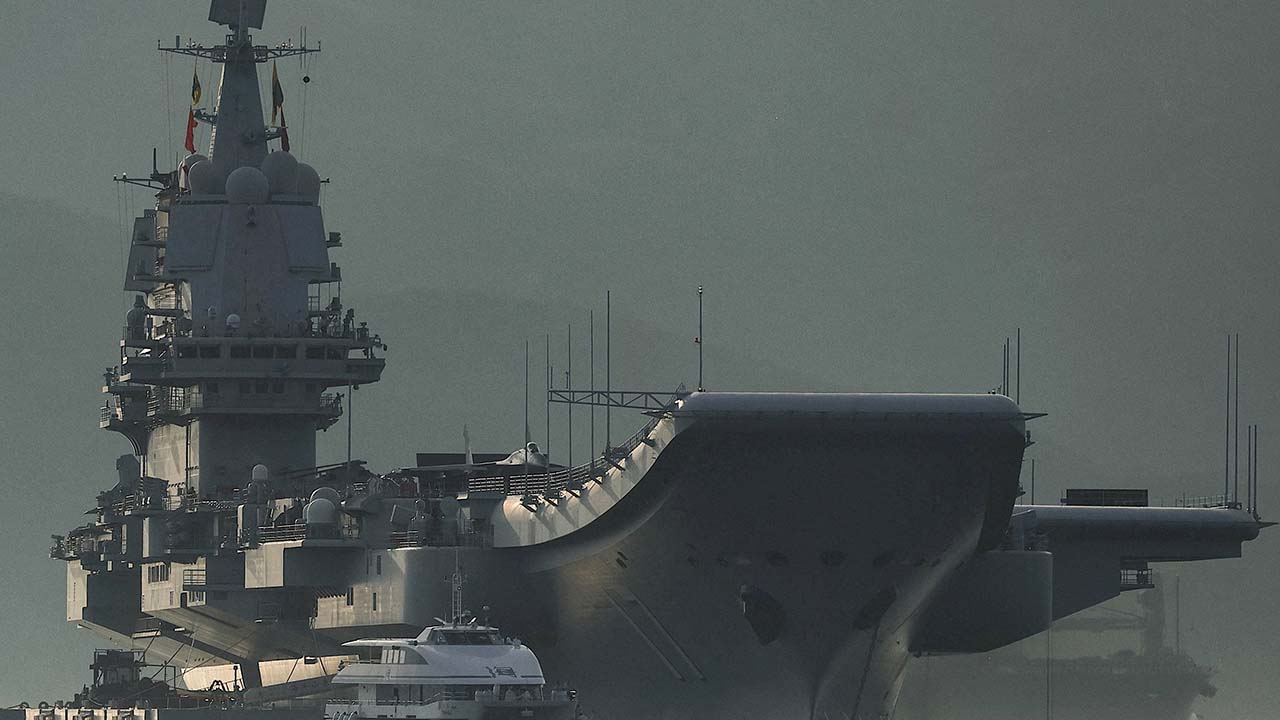 "중국 항공모함, 지난달 태평양서 미국 항모 요격 훈련"