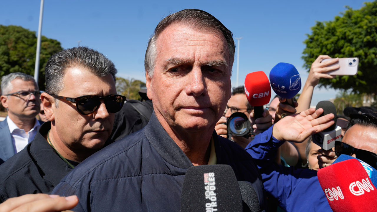 브라질, 전직 대통령에 전자발찌‥'대미 관세 갈등' 배경 지목