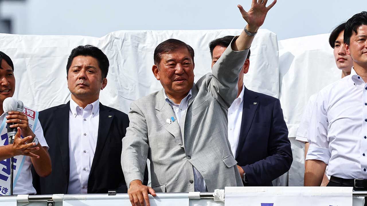 이시바, 참의원 선거 대패 예상에도 총리직 유지 시사