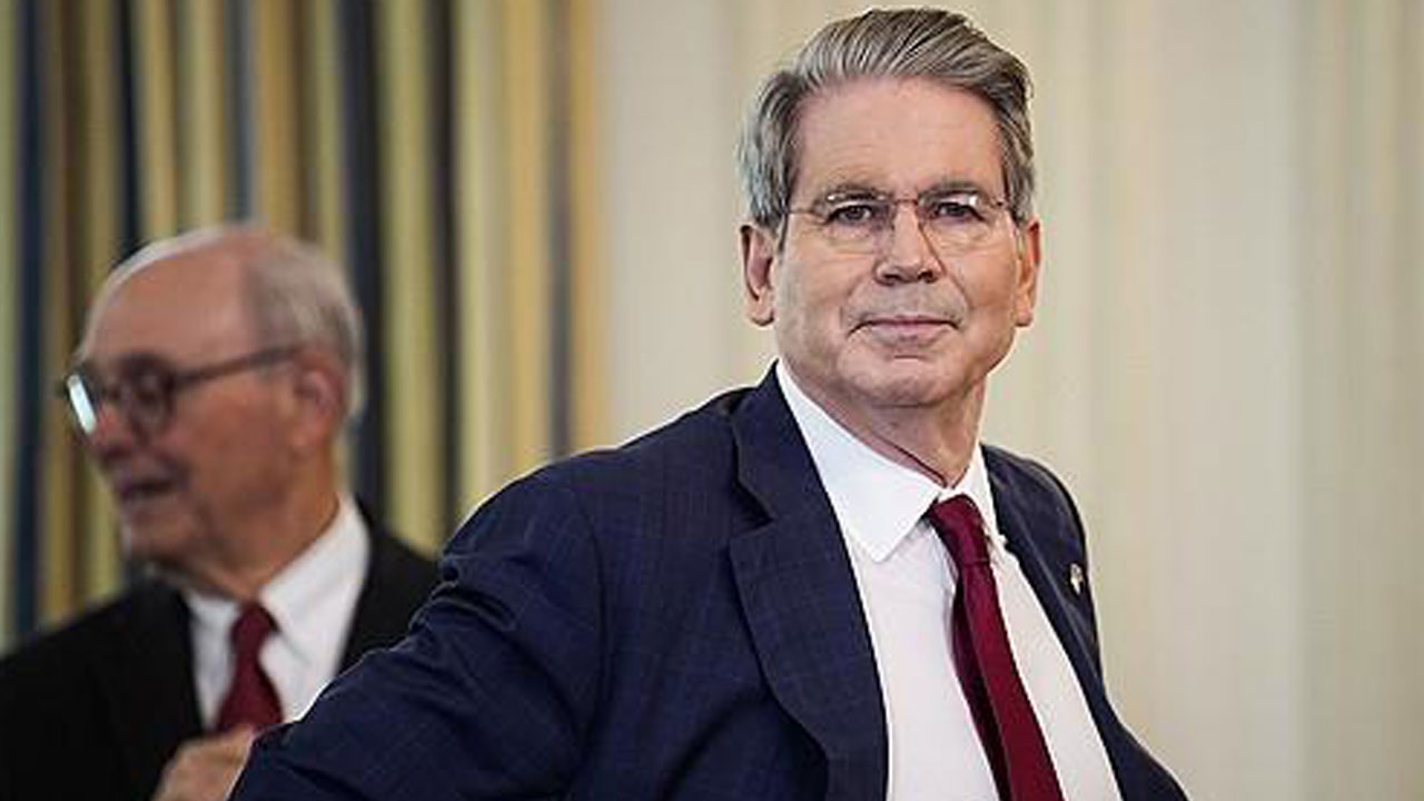 미국 재무 "차기 미중협상서 중국의 러·이란 석유 구입 논의"