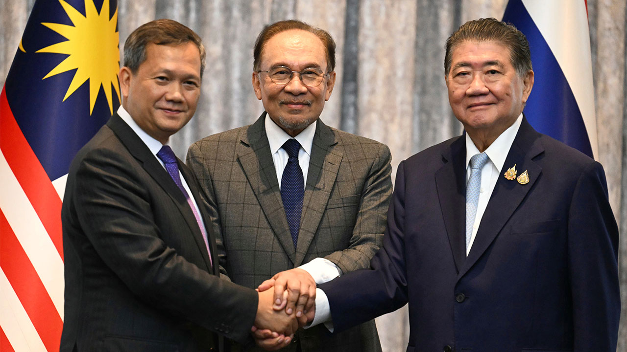 태국-캄보디아, 교전 나흘 만에 정상회담서 전격 휴전 합의