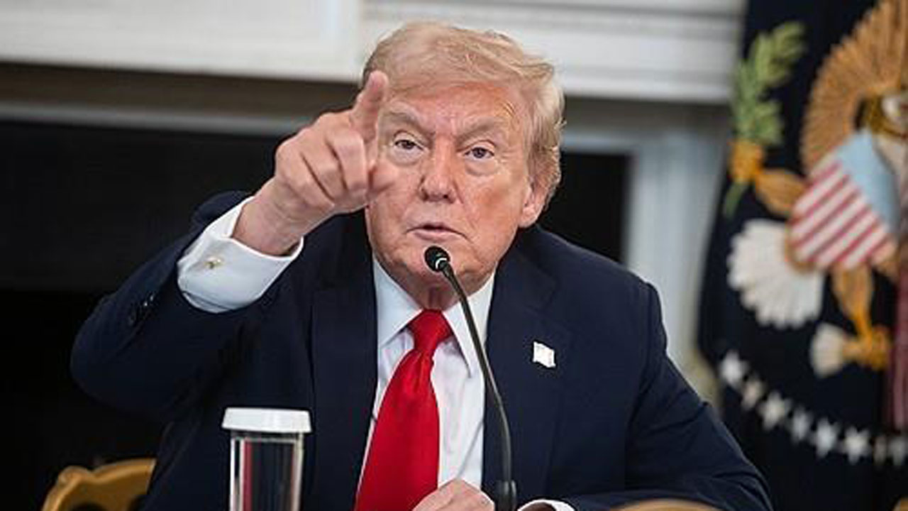 트럼프 "미국이 수입하는 중국 제품에 대규모 관세 인상 검토"