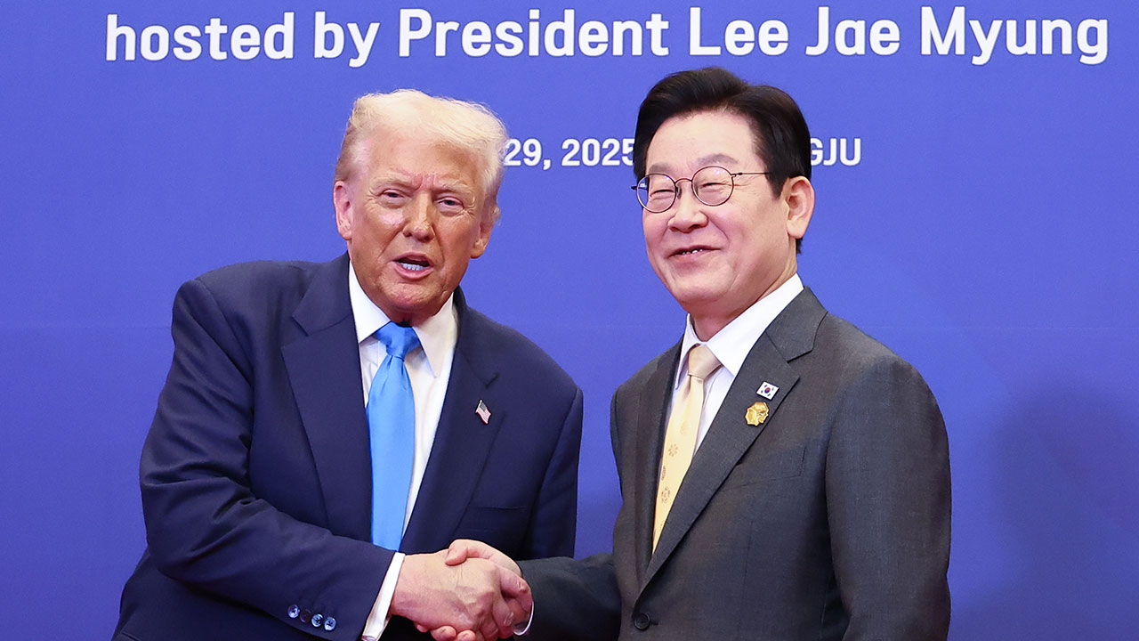 아사히 "일본도 핵추진 잠수함 보유 논의 가속화할 듯"