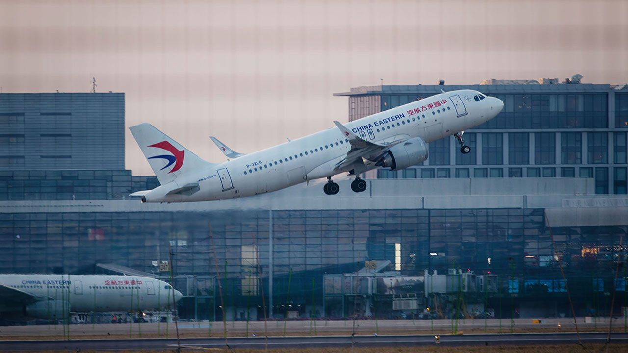 중국 항공사, 일본 노선 904편 운항 중단‥"이틀새 3배 이상으로 늘어"