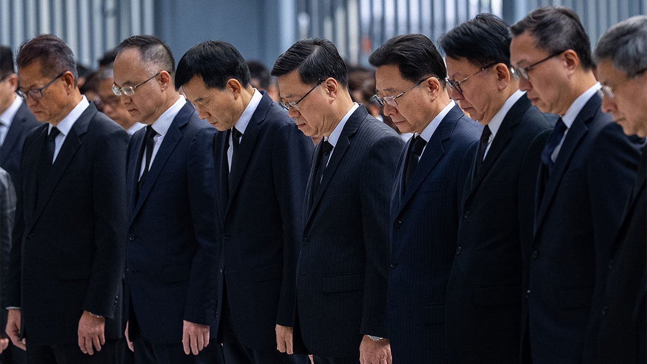 홍콩, '사망자 최소 128명' 아파트 화재에 공식 애도기간 선포