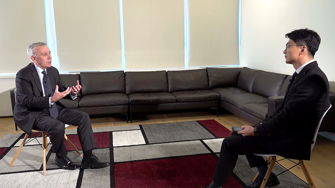 '계엄 목격' 미대사 "공동정부? 한덕수에 물으니 '대통령은 한 분뿐'"