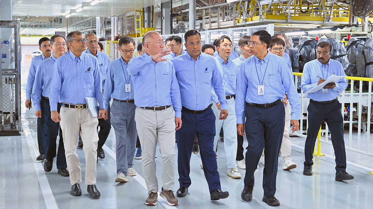 현대차그룹 정의선 회장 인도 방문하며 글로벌 경영행보 이어가